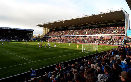 他在一次辞 他在一次辞